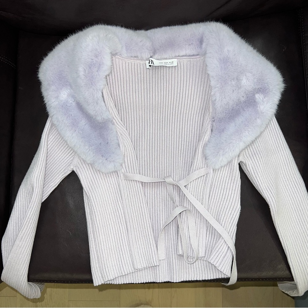 Zara (Discontinued) Lilac Ribbed Sweater with Faux Fur Collar (removable)